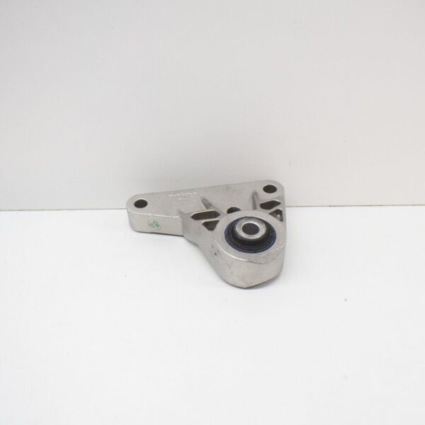 31277106 - VOLVO S80 MK2 ENGINE MOUNT BRACKET 31277106 NEW GENUINE