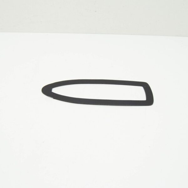 31282106 - Volvo XC60 MK1 Antenna Gasket 31282106 NEW