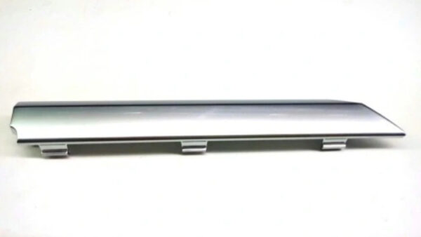 31283908 - Volvo XC70 MK2 Front Bottom Radiator Grill Bar 31283908 NEW REAL