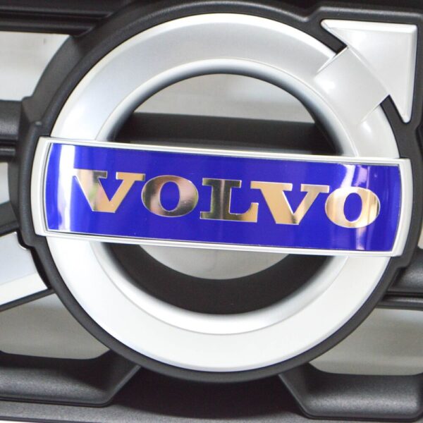 31290405 - For Volvo C30 Radiator Grill 31290405 New