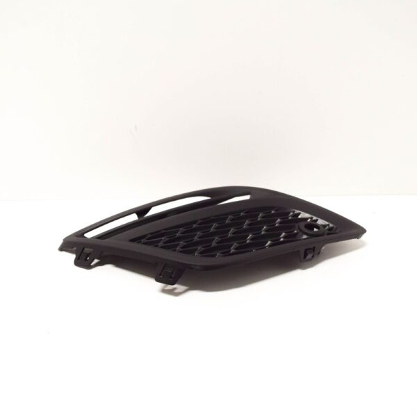 31290660 - Volvo XC60 MK2 Front Bumper Right Trim 31290660 NEW GENUINE