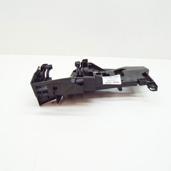 31301170 - Volvo XC60 MK1 Front Right Door Lock Holder Bracket 31301170 NEW GENUINE