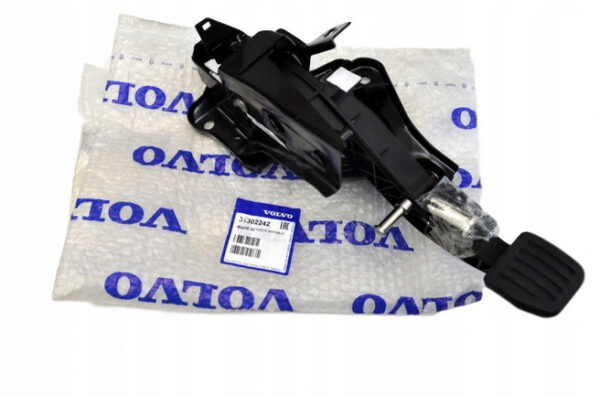31302242 - VOLVO V70 MK3 CLUTCH PEDAL 31302242 NEW GENUINE