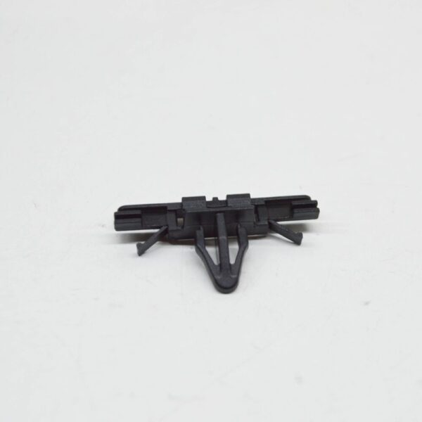 31304111 - VOLVO V60 MK1 Front Windshield Side Molding Lower Clip 31304111 NEW OEM