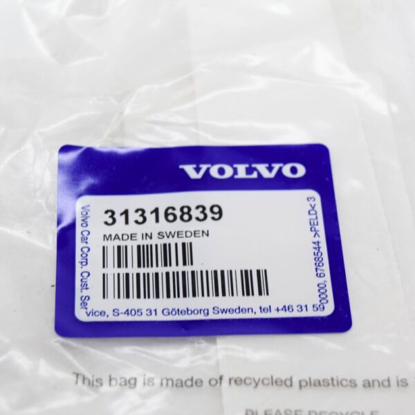 31316839 - Volvo V60 MK1 wheel arch protective belt front left 31316839, original part