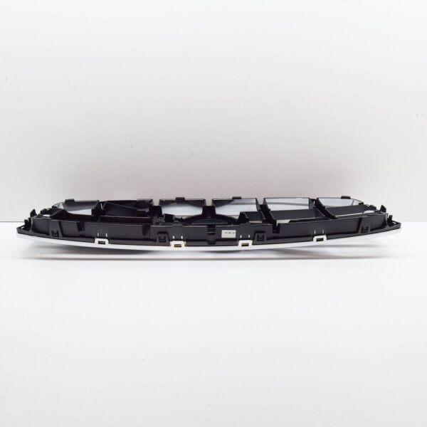 31323008 - For Volvo XC70 II Radiator Grill 31323008 New