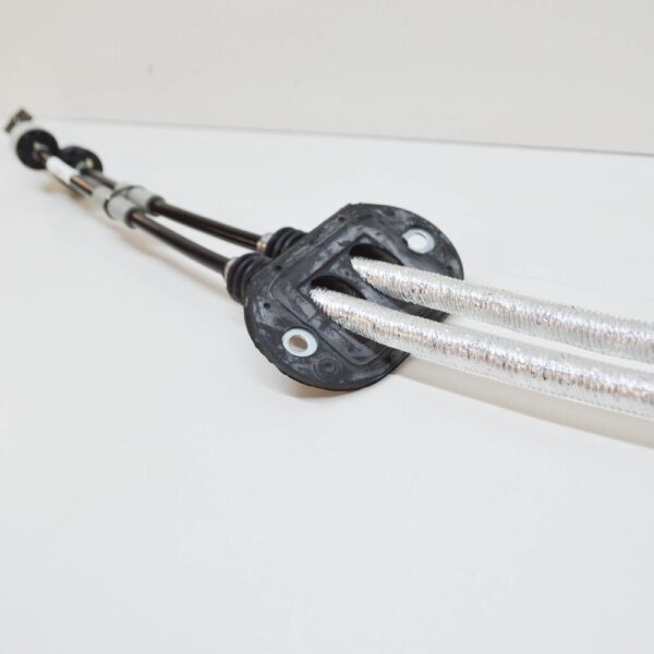 31325655 - Volvo C30 Gear Shifting Mechanism Cable LHD/RHD 31325655 NEW GENUINE