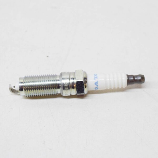 31330450 - Volvo S80 MK2 spark plug set 31330450 new