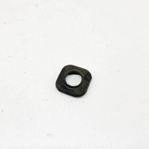31333687 - VOLVO S60 MK2 WINDSHIELD WIPER ARM SEALING 31333687 NEW GENUINE
