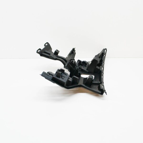 31347090 - VOLVO V40 Front Right Bumper Bracket R-Design 31347090 NEW GENUINE