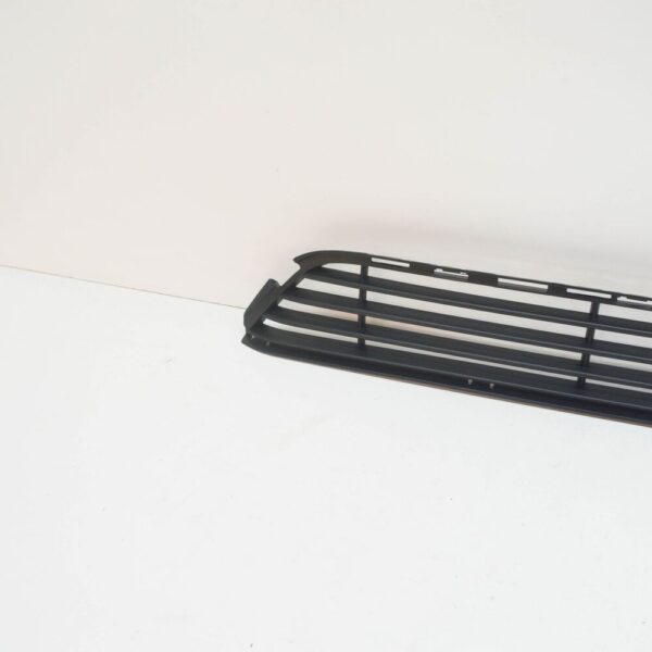 31347091 - Volvo V40 Hatchback Front Lower R-Design Bumper Grill 31347091 NEW GENUINE