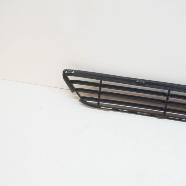 31347091 - Volvo V40 Hatchback Front Lower R-Design Bumper Grill 31347091 NEW GENUINE