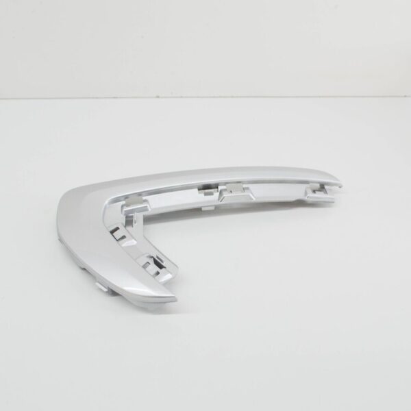 31353576 - Volvo XC70 P24 Front Bumper Left Front Panel Trim 3135776 NEW