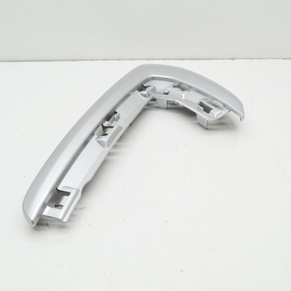 31353577 - Volvo XC70 MK2 Front Bumper Right Radiator Grill Bezel 31353577 NEW REAL