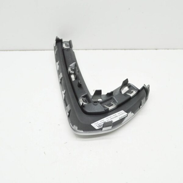 31353577 - Volvo XC70 MK2 Front Bumper Right Radiator Grill Bezel 31353577 NEW REAL