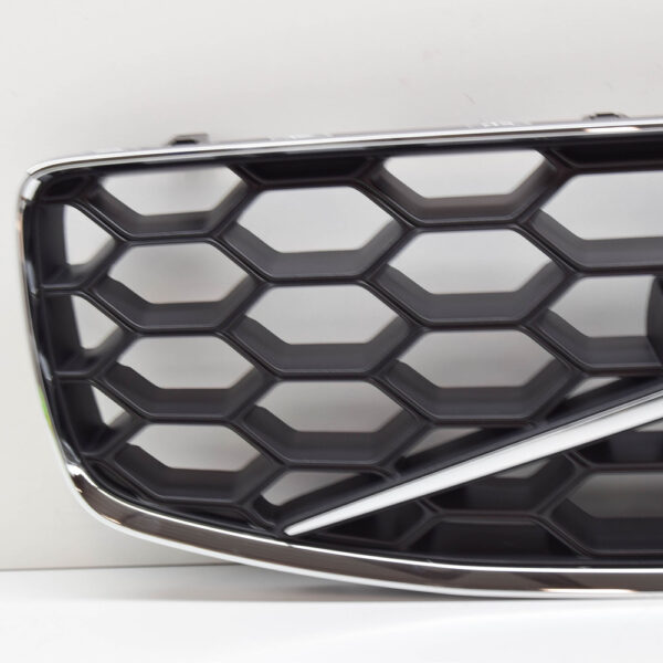 31353616 - Volvo V70 III BW MK3 radiator grille front 31353616 NEW ORIGINAL