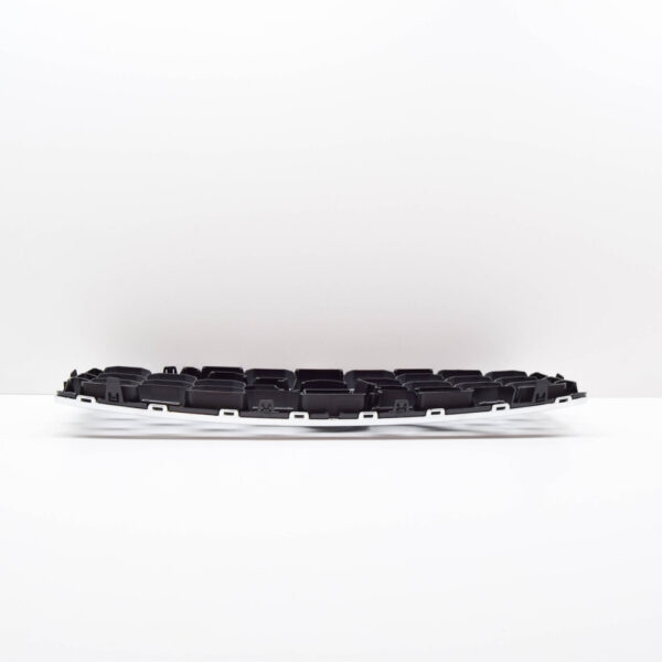 31353616 - Volvo V70 III BW MK3 radiator grille front 31353616 NEW ORIGINAL