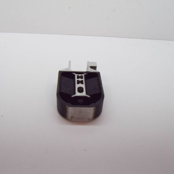 31359652 - Volvo V40 Hatchback Front Lower Engine Mounting 31359652 NEW GENUINE