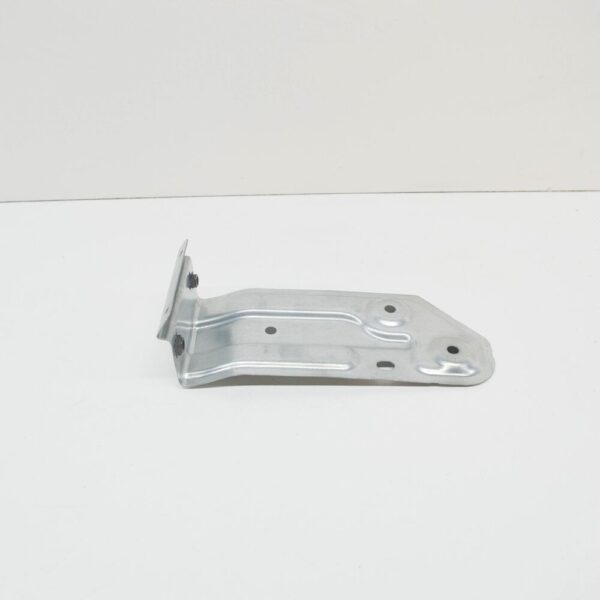 31371445 - VOLVO XC60 MK1 Lower Rear Bumper R-Design Bracket 31371445 NEW