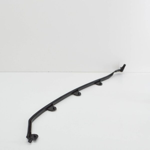 31371670 - VOLVO V40 Hatchback Front Right Door B-Pillar Seal 32430670 NEW GENUINE