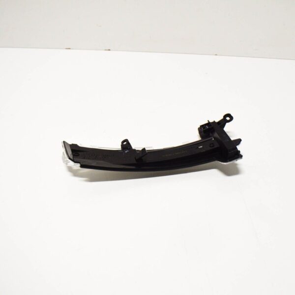 31371878 - Volvo XC60 Front Left Door Mirror Turn Signal 31371878 NEW GENUINE