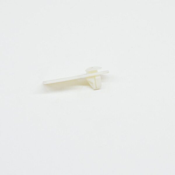 31378723 - Volvo V40 hatchback body trim clip 31378723 NEW ORIGINAL