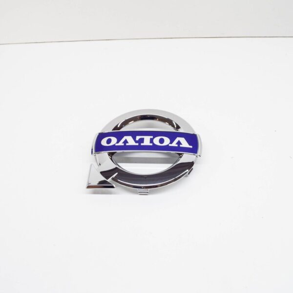 31383031 - VOLVO C30 Radiator Grille Emblem 31383031 NEW GENUINE