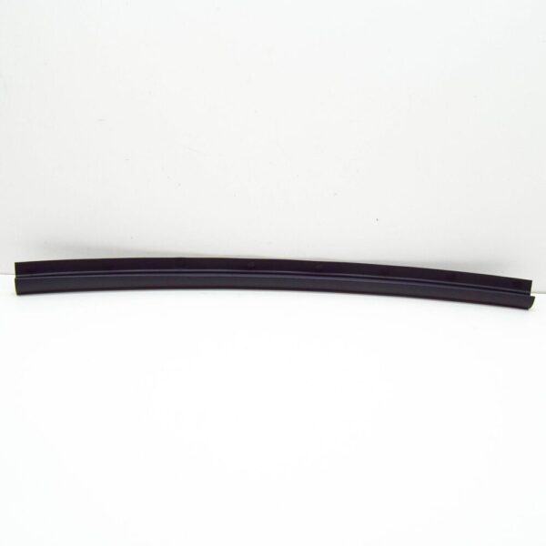 31383929 - VOLVO V40  Engine Hood Sealing 31383929 NEW GENUINE