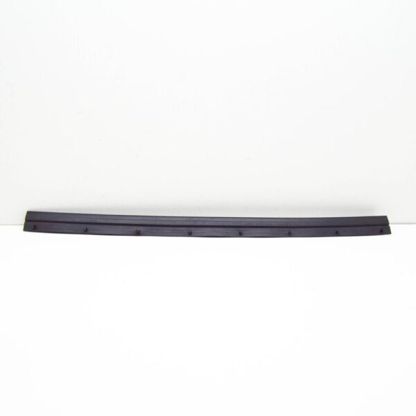 31383929 - VOLVO V40  Engine Hood Sealing 31383929 NEW GENUINE
