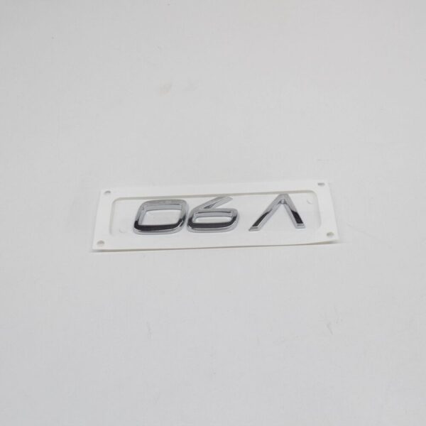 31391019 - VOLVO V90 MK2 HATCH BADGE EMBLEM 31391019 NEW GENUINE