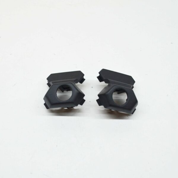31399380 - NEW VOLVO S60 MK2 FRONT PARK SENSOR HOLDING CLIP R-DESIGN 31399380