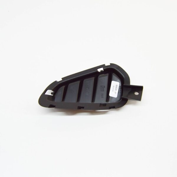 31407763 - VOLVO V40 Front Bumper Right Cover 31407763 NEW GENUINE