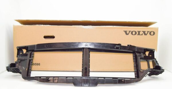 31425368 - Volvo XC60 MK2 Upper Cooler Base Air Channel 32345498 NEW