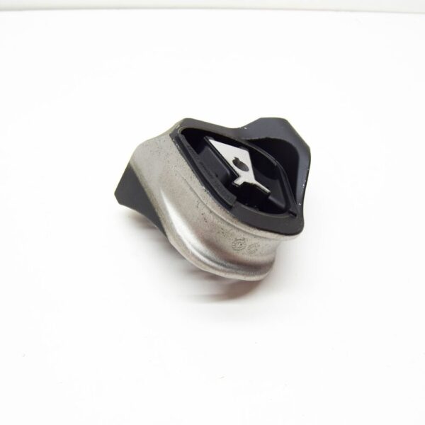 31430432 - VOLVO V40 ENGINE MOUNT BUSHING 31430432, NEW, GENUINE