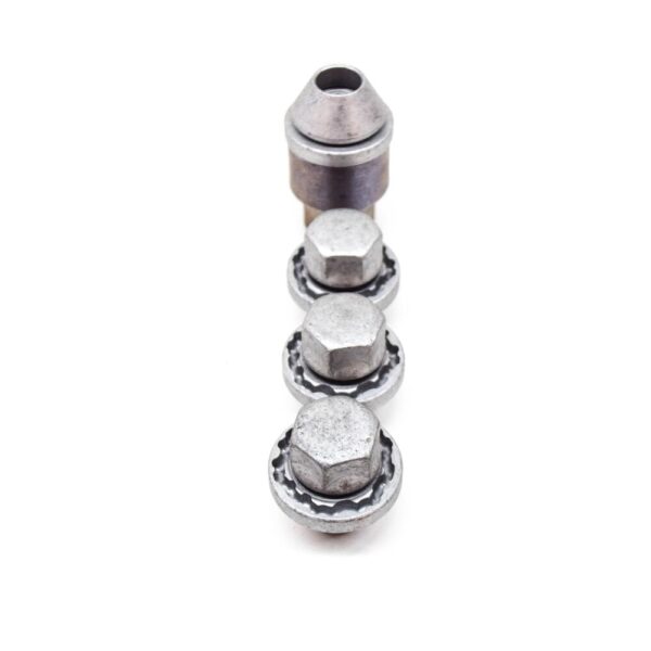 31439228 - Volvo V50 Wheel Lock Nuts Set 31439228, NEW, Original