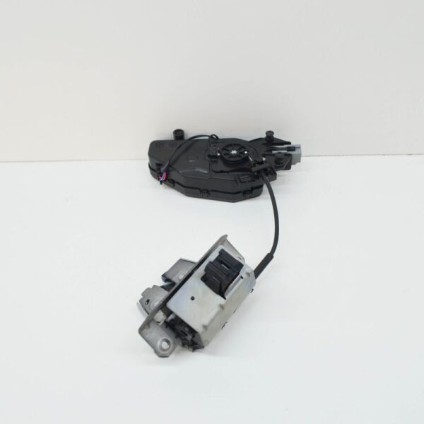 31440491 - VOLVO XC70 MK2 Rear Tailgate Boot Lid Lock 31440491 NEW GENUINE