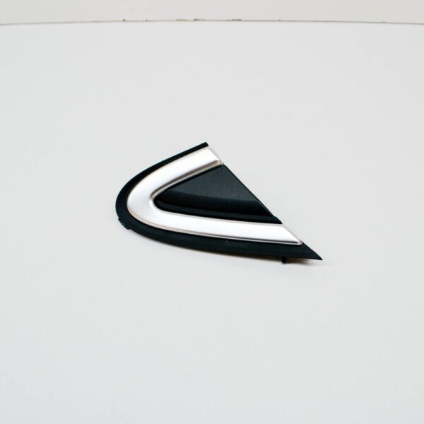 31442269 - Volvo V40 Door Mirror Triangle Cover Front Right 31442269 NEW Original