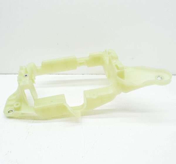 31443497 - Volvo XC60 MK2 mount for fuse box 31443497, original part