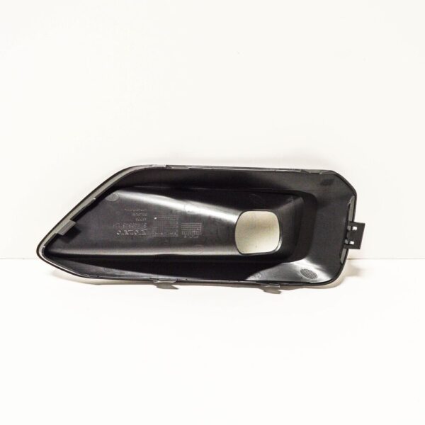 31449343 - Volvo XC40 Front Bumper Left Fog Light Grill Cover 31449343 NEW GENUINE