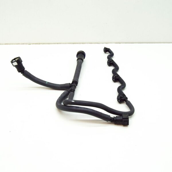 31452374 - Volvo V70 MK3 Fuel Return Pipe Pants 31452374 NEW GENUINE