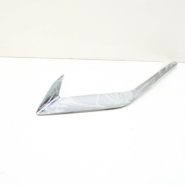31455511 - Volvo V60 MK2 Front Left Bottom Outer Trim 31455511 NEW GENUINE