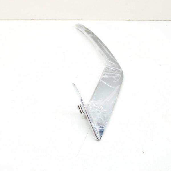 31455511 - Volvo V60 MK2 Front Left Bottom Outer Trim 31455511 NEW GENUINE