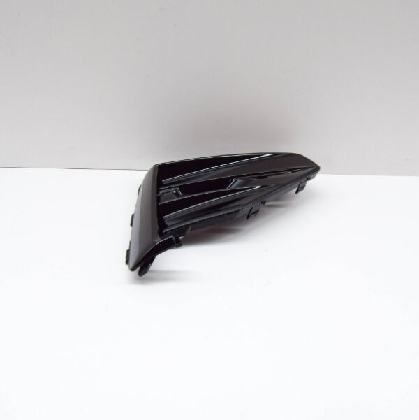 31455645 - Volvo V60 MK2 Front Bumper Right Grid 31455645 NEW GENUINE