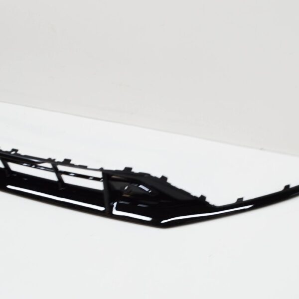 31455656 - VOLVO S60 MK3 FRONT LOWER GRILLE 31455656 NEW GENUINE