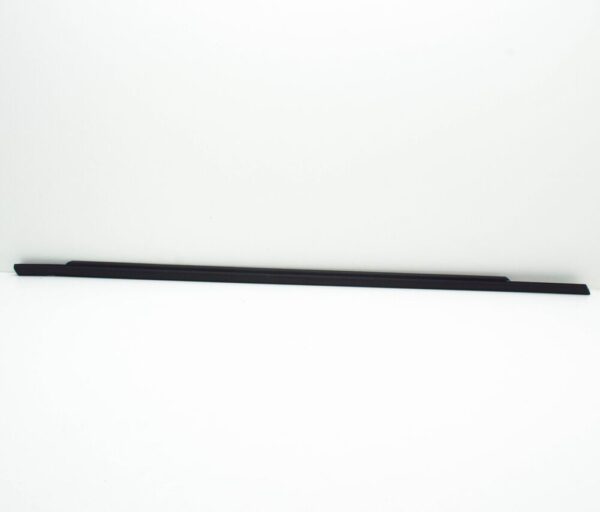 31457001 - Volvo XC40 molding for front right door windows 31457001, original part