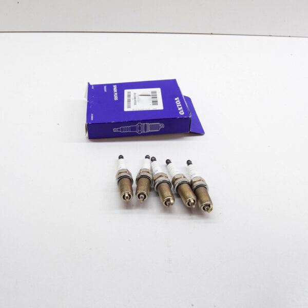 31459004 - VOLVO V60 MK1 Spark Plug Kit 31459004 NEW
