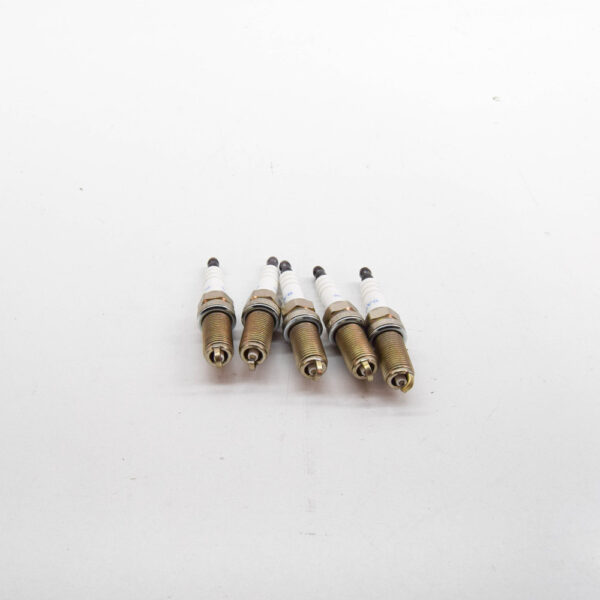 31459004 - VOLVO V60 MK1 Spark Plug Kit 31459004 NEW