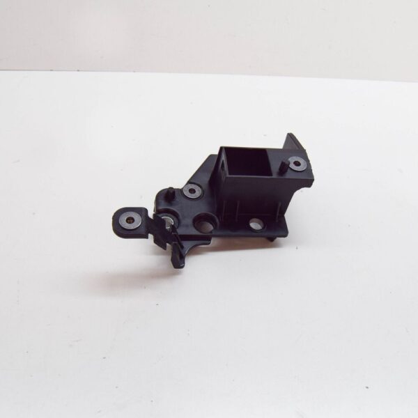 31469370 - GENUINE NEW VOLVO XC40 Front Left Side Bumper Bracket LHD 31469370