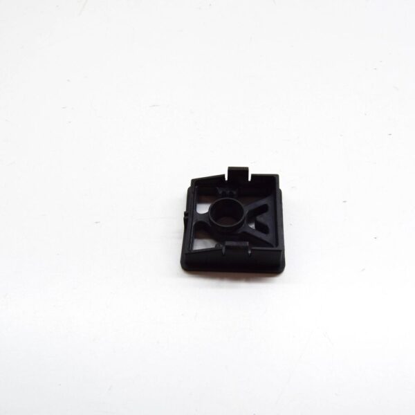 31474704 - VOLVO XC40 RADIATOR BUSHING 31474704 NEW GENUINE