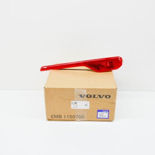 31656866 - Volvo XC40 Rear Right Bumper Reflector Plate 31656866 NEW GENUINE